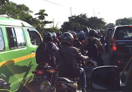 :Favorite Indo photos:Jakarta motorcycles.JPG